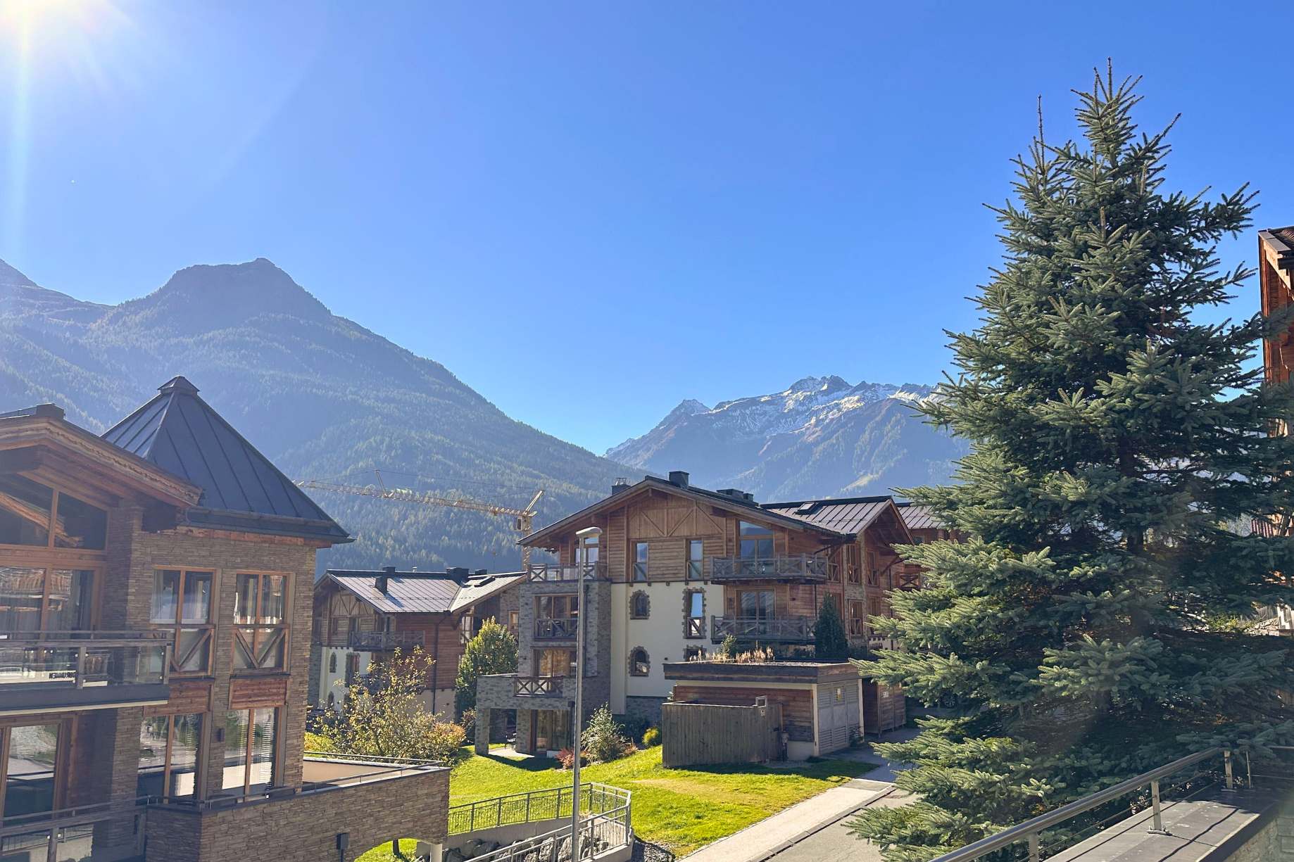 Bramberg am Wildkogel, Salzburg, Austria — 2-Bed Terrace Apartment With Ski-In/Ski-Out Access, Mountain Views & Sauna