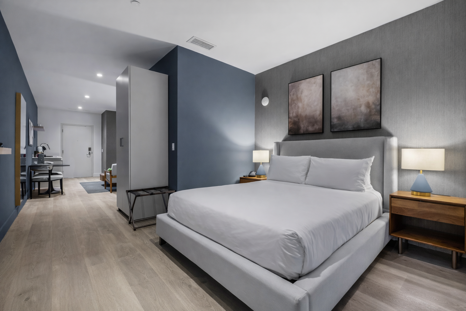 Miami, Florida, USA — Studio With Pool