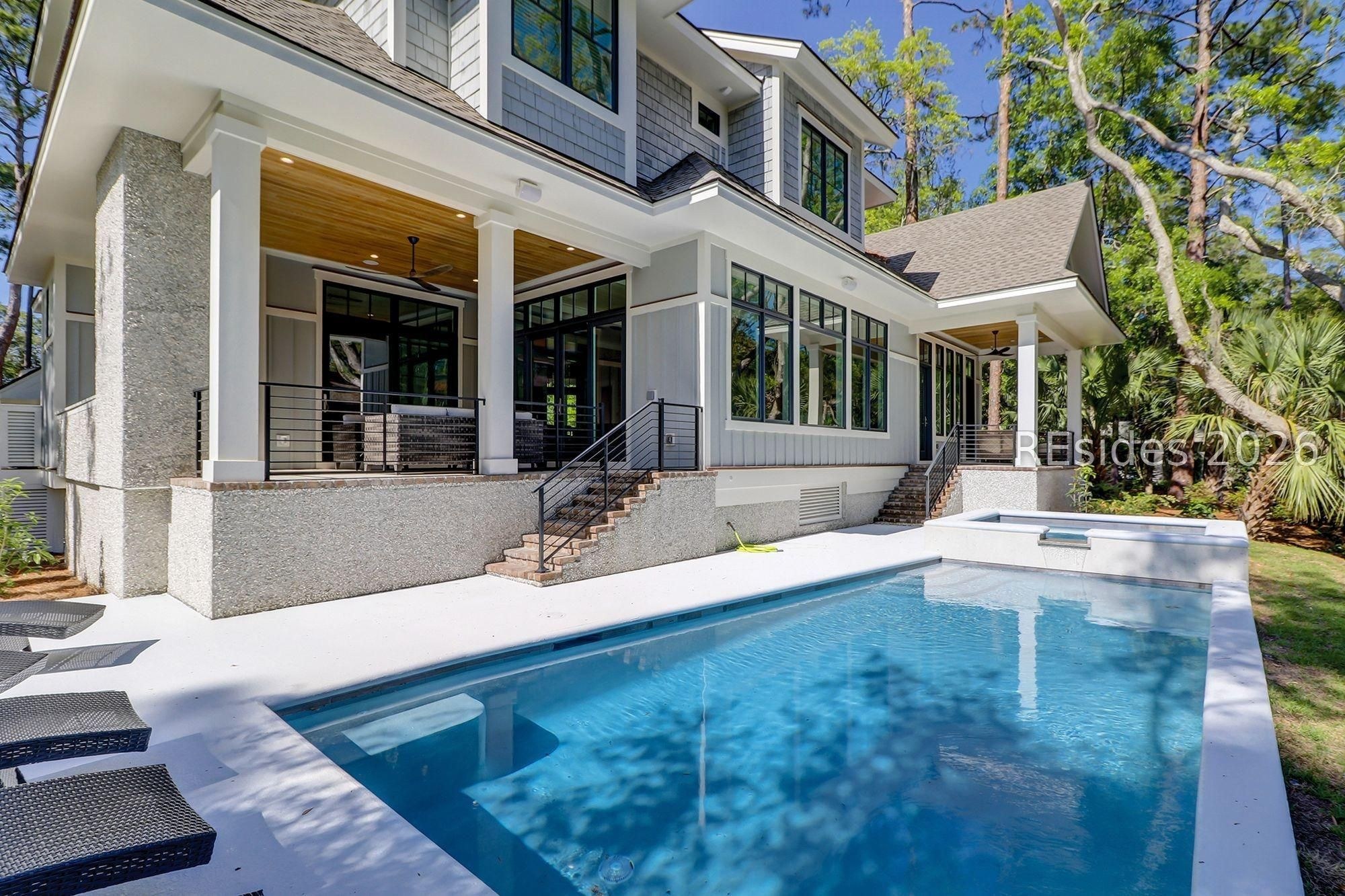 Hilton Head Island, South Carolina, Verenigde Staten — Kusthuis met 7 slaapkamers en zwembad in Sea Pines