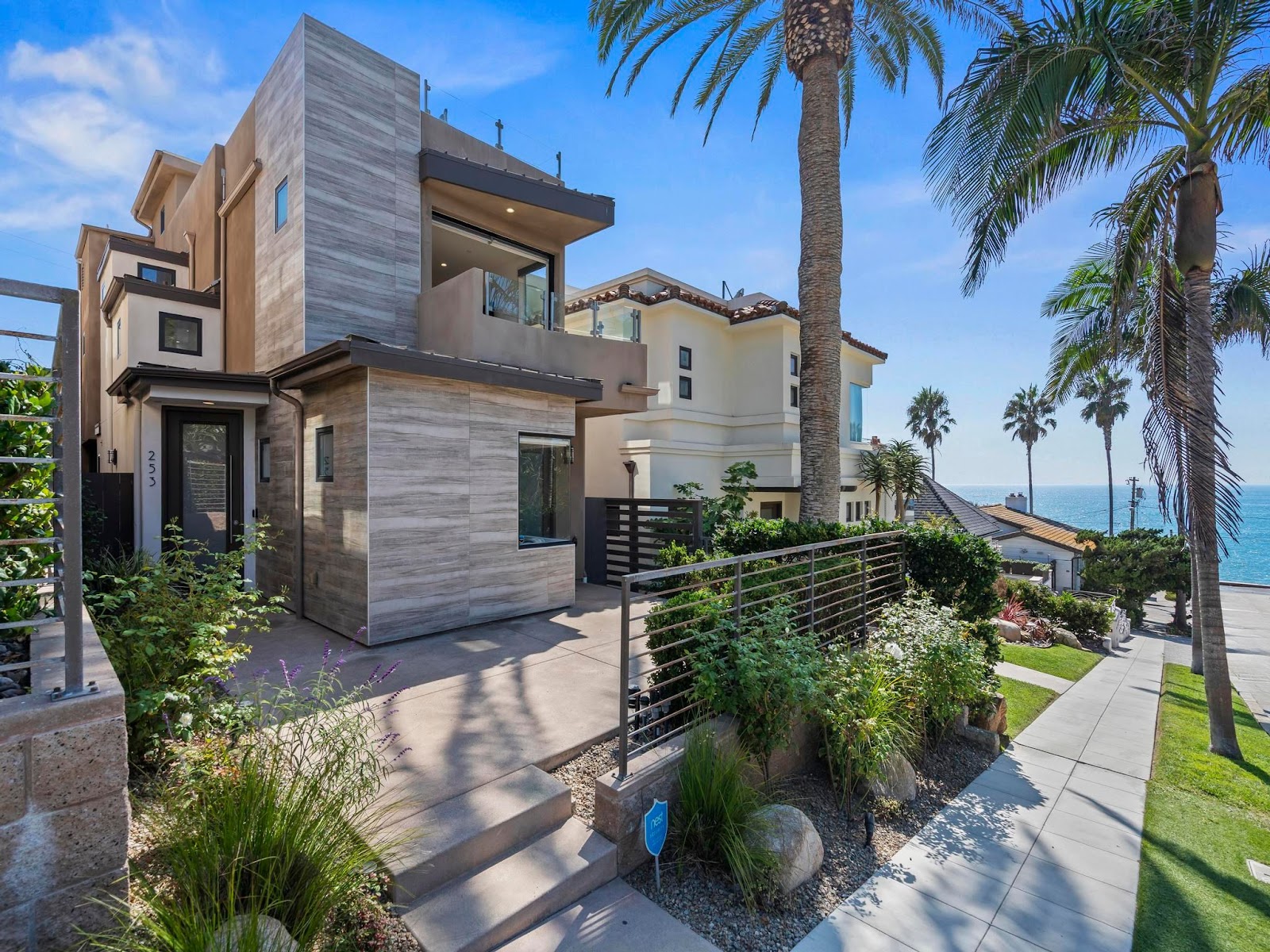 La Jolla, Kalifornien, USA — Haus Mit 3 Schlafzimmern Und Strandzugang