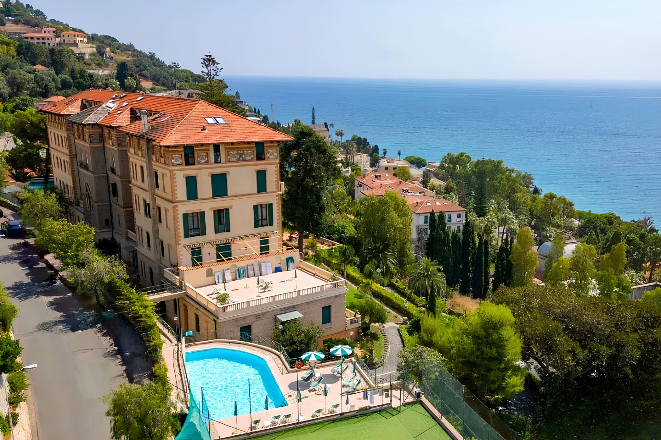 Ospedaletti, Liguria, Italy — 2-Bed Apartment With Sea View & Pool