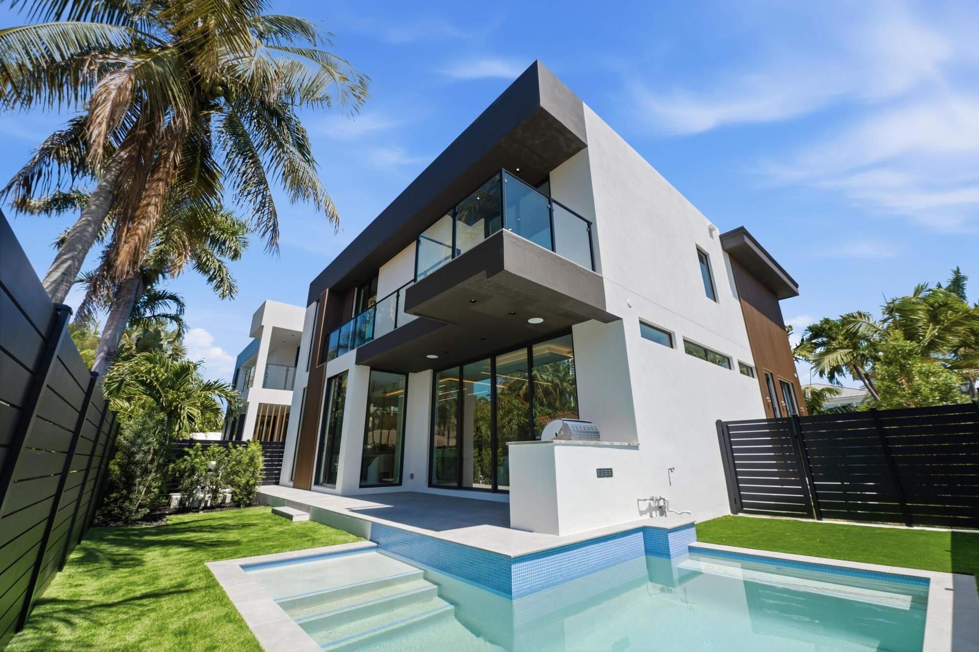 Fort Lauderdale, Florida, USA — 4-Bed Modern House With Pool Near The Beach